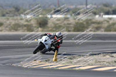 media/Jan-15-2026-Racers Edge (Thu) [[dfebeb70ab]]/3-B Group/Session 2 (Turn 11)/